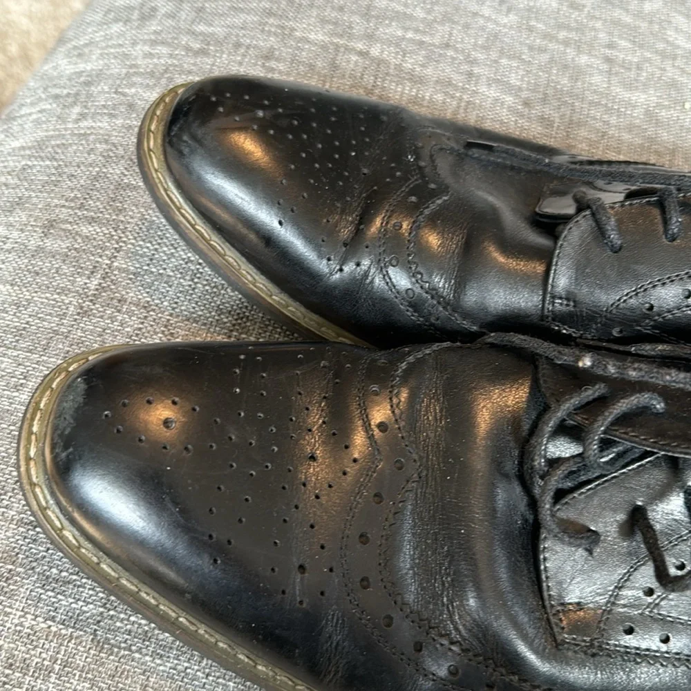 Cestfini Men's Leather Wingtip Lace Up Oxford Dress Shoes